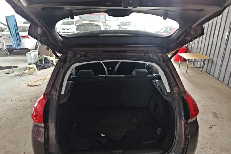 Used Peugeot 2008 2015 1.6L Automatic Playcool Edition Trunk