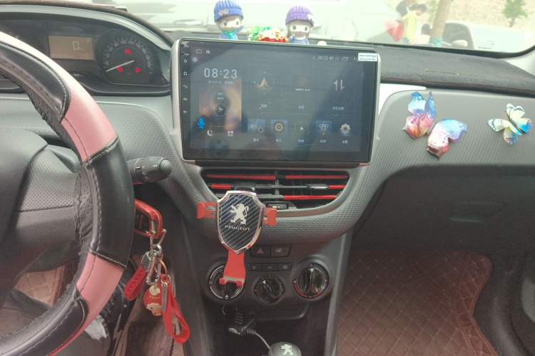 Used Peugeot 2008 2015 1.6L Automatic Playcool Edition Audio And AC Panel