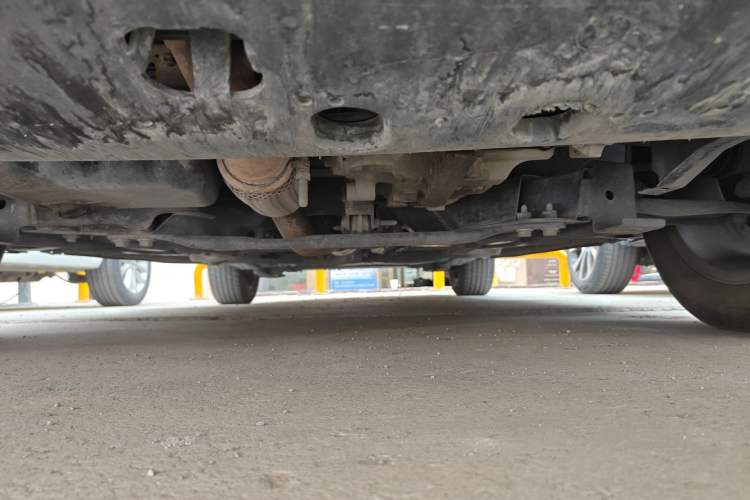 Used Peugeot 2008 2015 1.6THP Roland Garros Edition Chassis Front