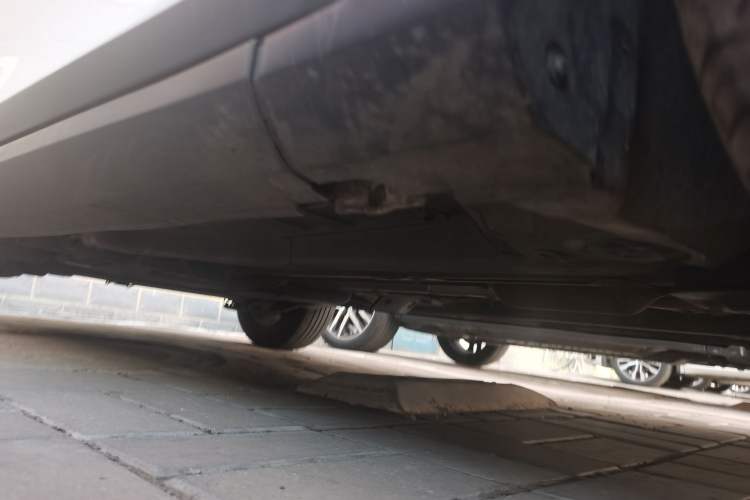 Used Peugeot 2008 2015 1.6L Automatic Playcool Edition Chassis Front Right