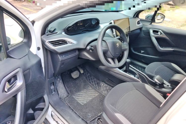 Used Peugeot 2008 2015 1.6L Automatic Playcool Edition Driver Seat