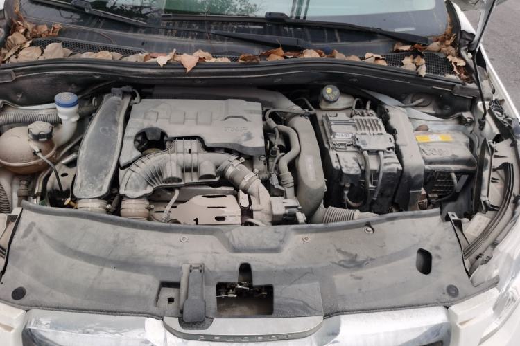 Used Peugeot 2008 2015 1.6THP Automatic Fashion Edition Engine Bay
