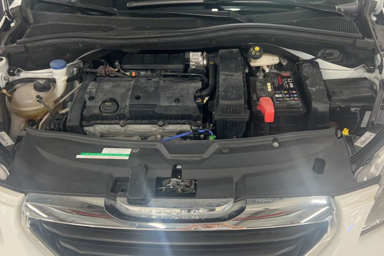 Used Peugeot 2008 2015 1.6L Automatic Playcool Edition Engine Bay
