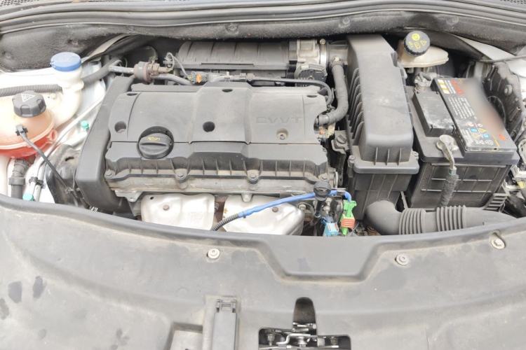 Used Peugeot 2008 2015 1.6L Automatic Playcool Edition Engine Bay