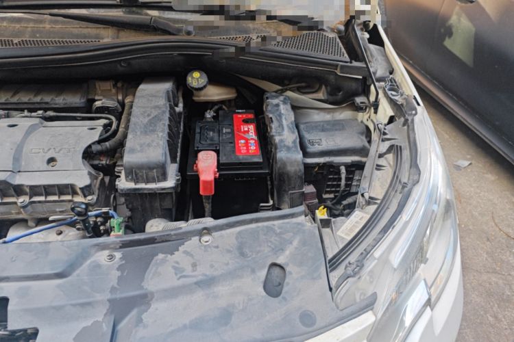 Used Peugeot 2008 2015 1.6L Automatic Playcool Edition Engine Bay Left