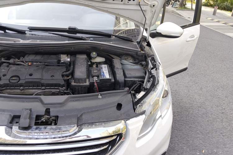 Used Peugeot 2008 2015 Playful Edition 1.6L Automatic Jade Model Engine Bay Left