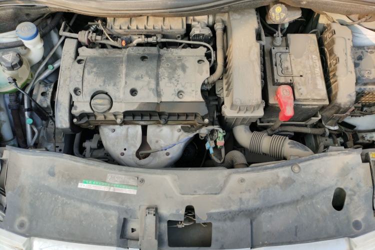 Used Peugeot 2008 2015 1.6L Automatic Playcool Edition Engine Bay