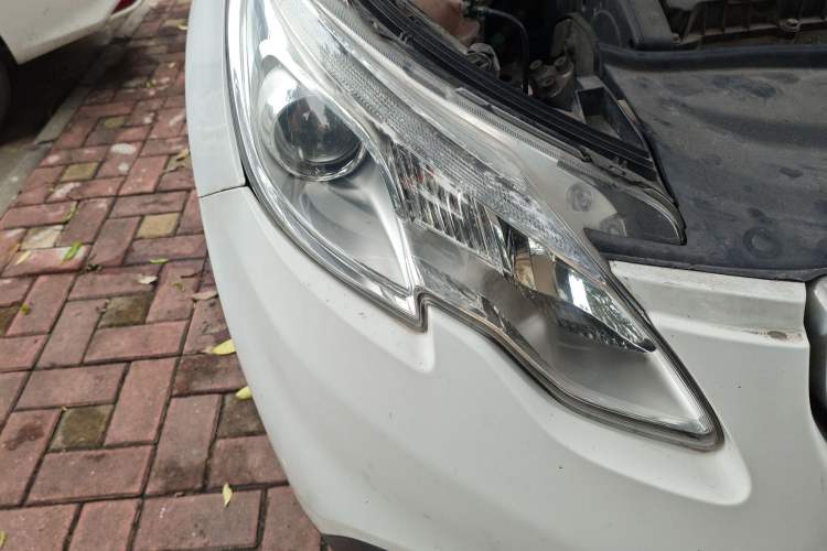 Used Peugeot 2008 2015 1.6L Automatic Playcool Edition Exterior 1