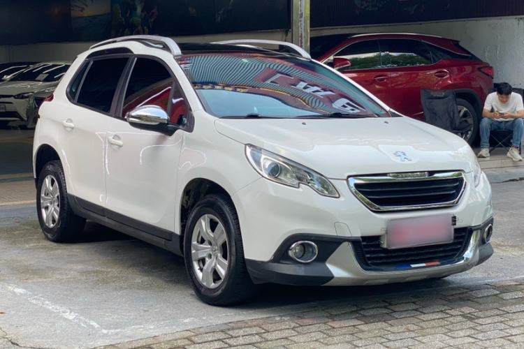 Used Peugeot 2008 2015 1.6L Automatic Playcool Edition Exterior 2