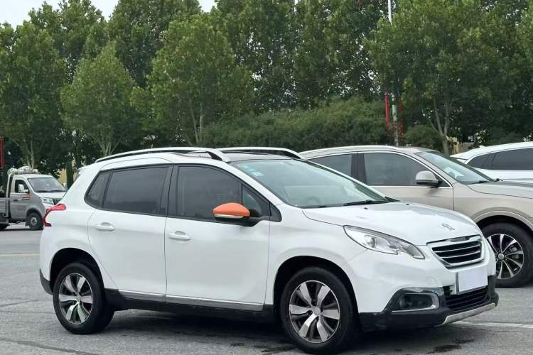 Used Peugeot 2008 2015 1.6THP Roland Garros Edition Exterior 2