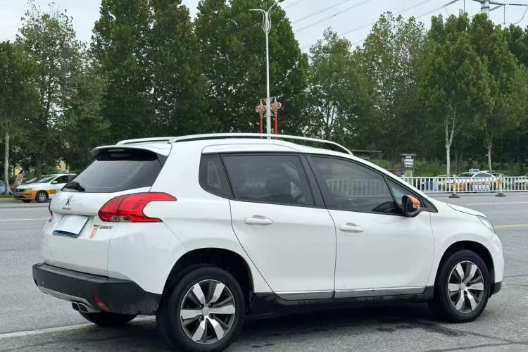 Used Peugeot 2008 2015 1.6THP Roland Garros Edition Exterior 5