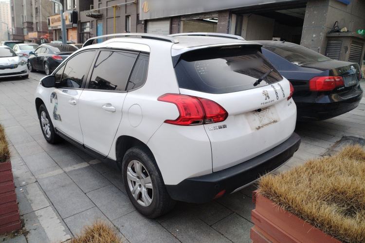 Used Peugeot 2008 2015 1.6L Automatic Playcool Edition Exterior 5