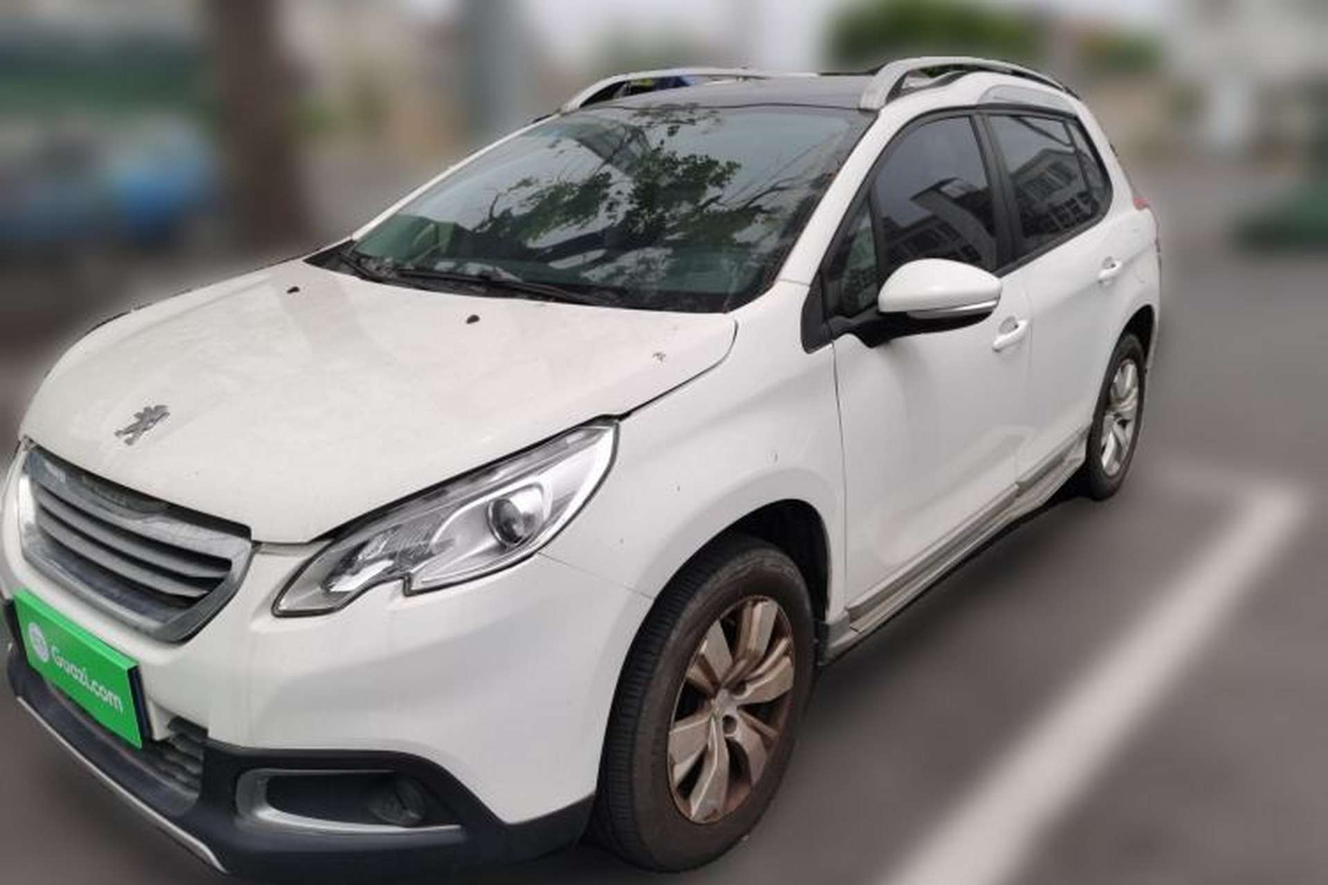 Used Peugeot 2008 2015 1.6THP Automatic Fashion Edition Front Left 45 Deg