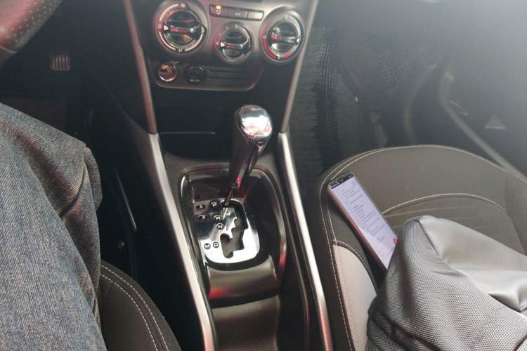 Used Peugeot 2008 2015 1.6L Automatic Playcool Edition Gear Lever