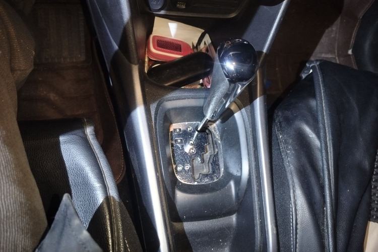 Used Peugeot 2008 2015 1.6L Automatic Playcool Edition Gear Lever