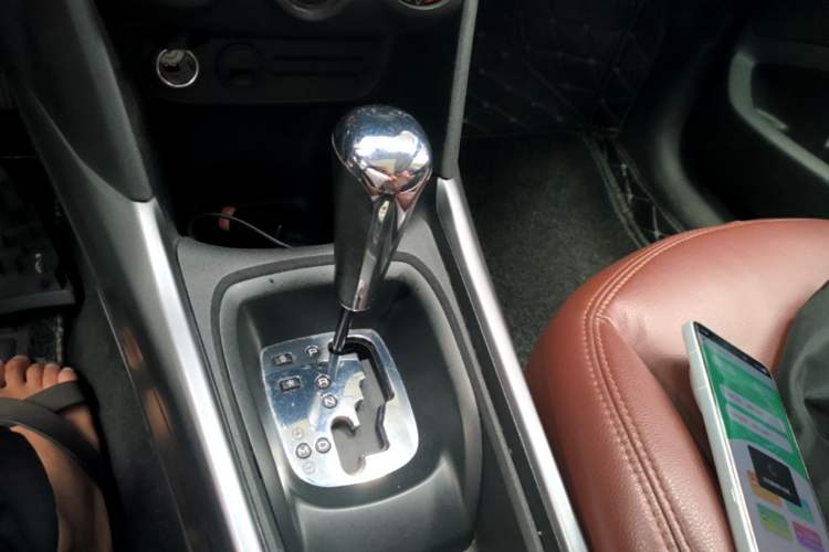 Used Peugeot 2008 2015 Playful Edition 1.6L Automatic Jade Model Gear Lever