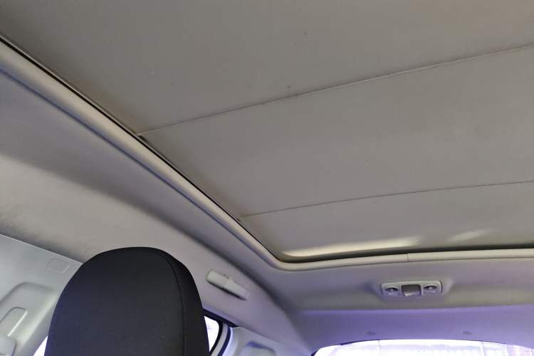 Used Peugeot 2008 2015 1.6L Automatic Playcool Edition Headliner