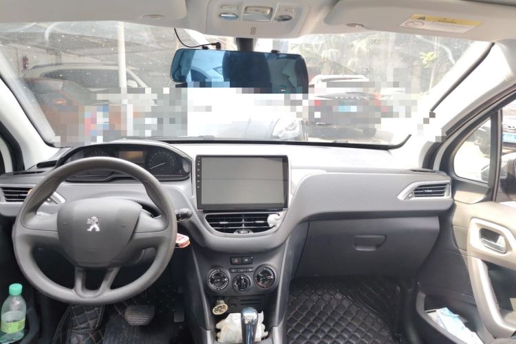 Used Peugeot 2008 2015 1.6L Automatic Playcool Edition Headliner