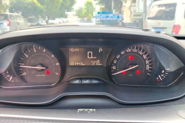 Used Peugeot 2008 2015 1.6L Automatic Playcool Edition Instrument Cluster