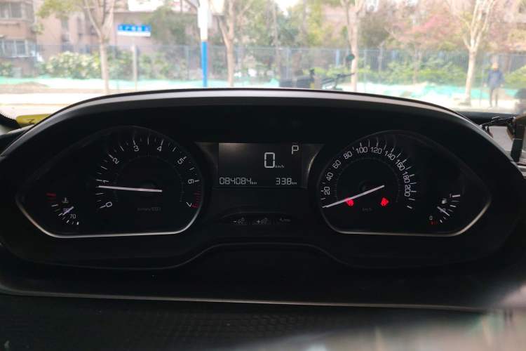 Used Peugeot 2008 2015 1.6L Automatic Playcool Edition Instrument Cluster