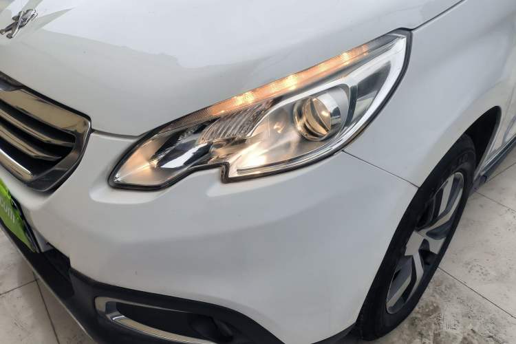 Used Peugeot 2008 2015 1.6THP Roland Garros Edition Left Front Headlight