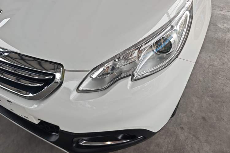Used Peugeot 2008 2015 1.6THP Automatic Fashion Edition Left Front Headlight
