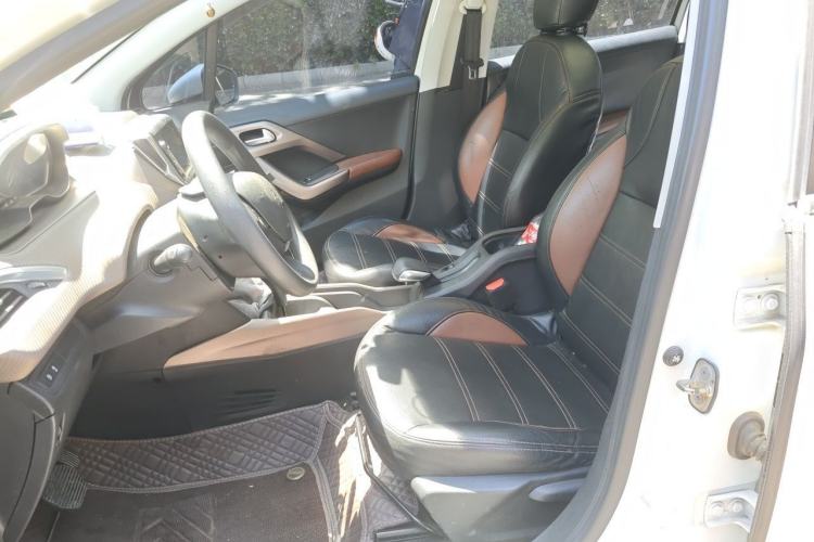 Used Peugeot 2008 2015 1.6THP Automatic Fashion Edition Left Front Seat