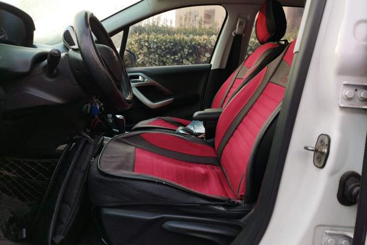 Used Peugeot 2008 2015 1.6L Automatic Playcool Edition Left Front Seat