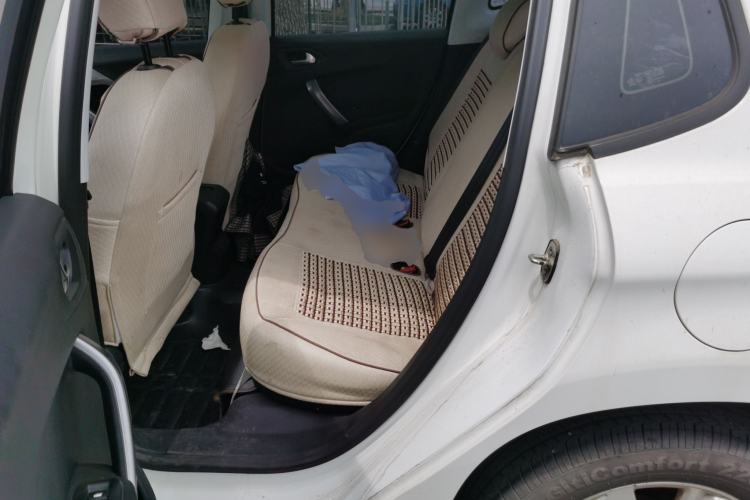 Used Peugeot 2008 2015 1.6THP Automatic Fashion Edition Left Rear Seat