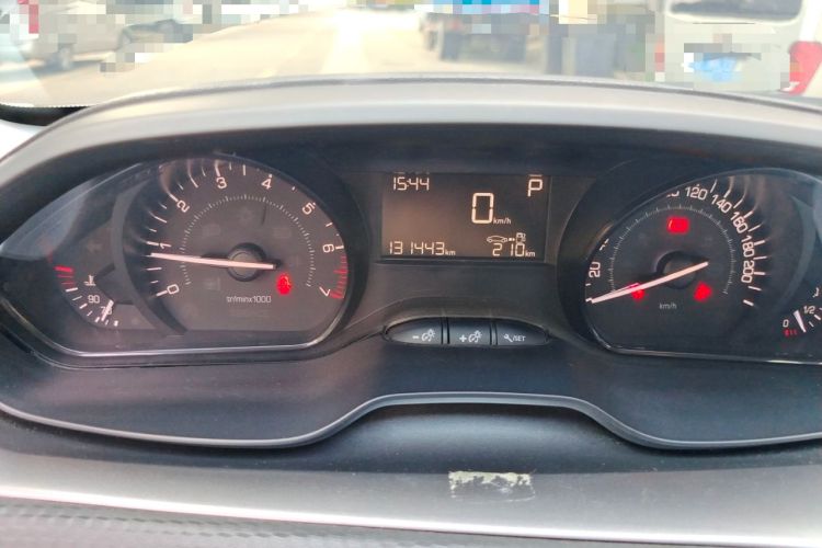 Used Peugeot 2008 2015 1.6L Automatic Playcool Edition Odometer Close Up
