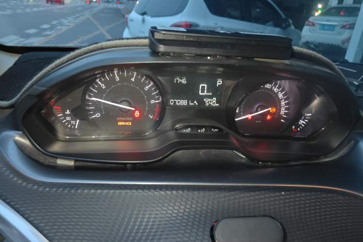 Used Peugeot 2008 2015 Playful Edition 1.6L Automatic Jade Model Odometer Close Up