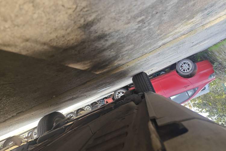 Used Peugeot 2008 2015 1.6L Automatic Playcool Edition Right Side Sill