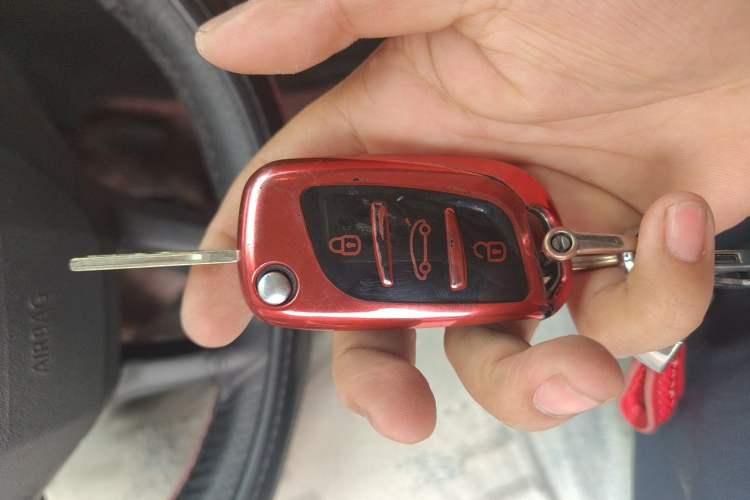 Used Peugeot 2008 2015 1.6L Automatic Playcool Edition Vehicle Key