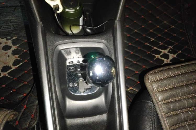 Used Peugeot 2008 2015 1.6L Automatic Playcool Edition Gear Lever
