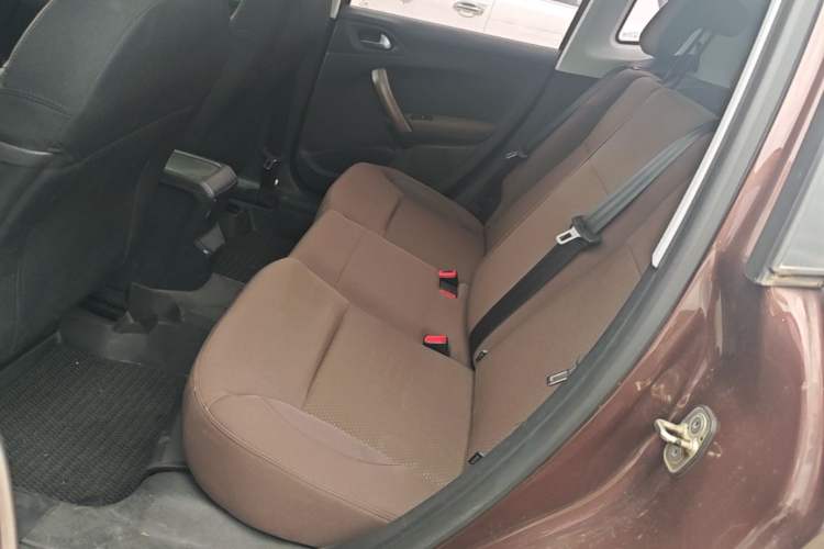 Used Peugeot 2008 2016 230THP Automatic Fashion Edition Left Rear Seat