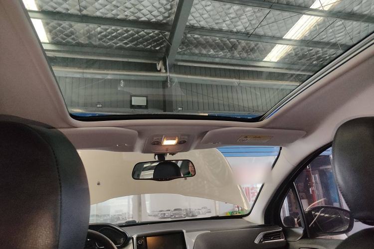 Used Peugeot 2008 2016 230THP Automatic Fashion Edition Headliner