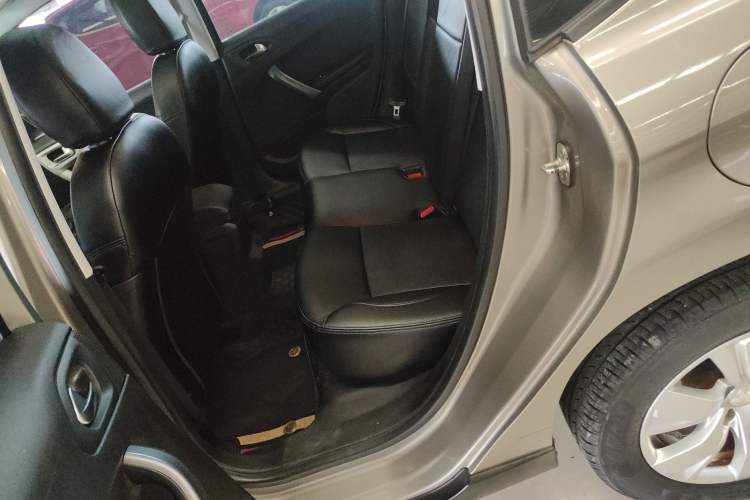 Used Peugeot 2008 2016 230THP Automatic Fashion Edition Interior 4