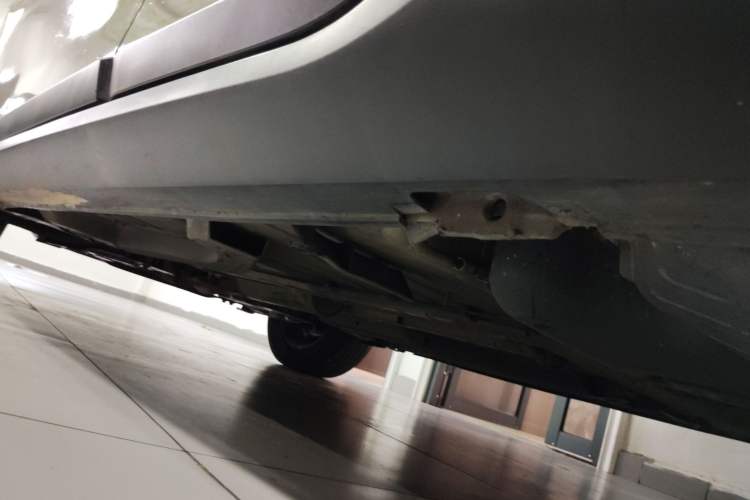 Used Peugeot 2008 2016 230THP Automatic Fashion Edition Chassis Rear Left