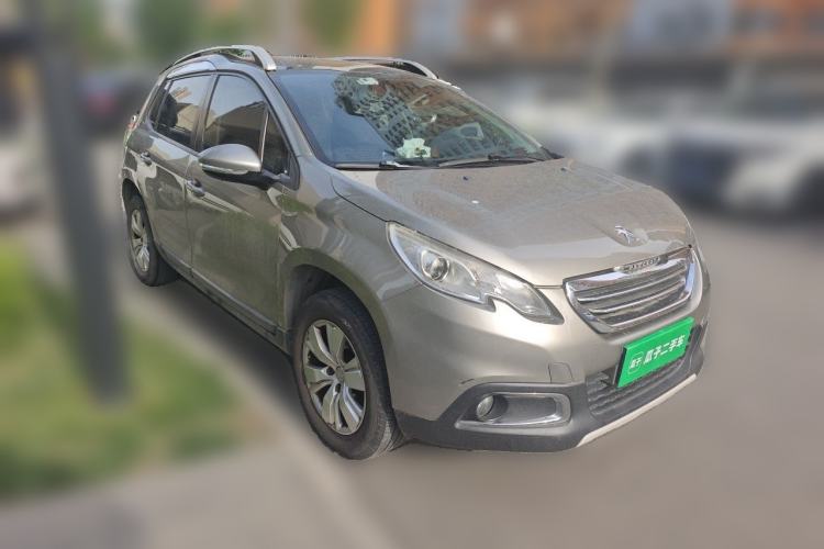 Used Peugeot 2008 2016 230THP Automatic Fashion Edition Front Right 45 Deg