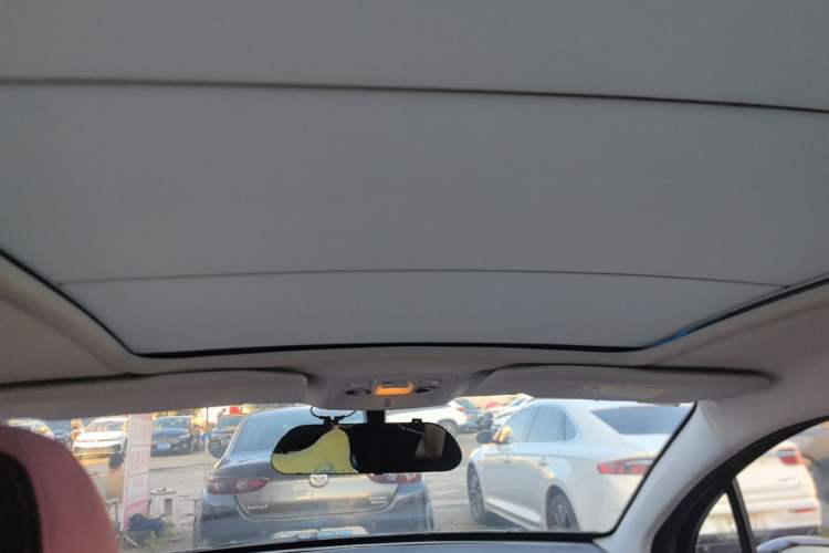 Used Peugeot 2008 2016 230THP Automatic Fashion Edition Headliner