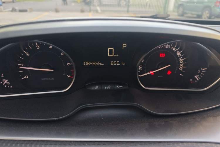 Used Peugeot 2008 2016 230THP Automatic Fashion Edition Instrument Cluster