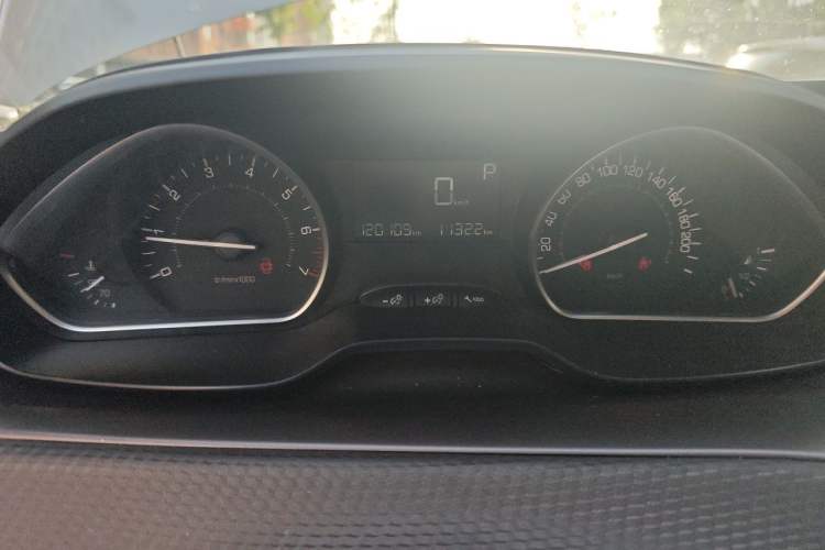 Used Peugeot 2008 2016 230THP Automatic Fashion Edition Instrument Cluster