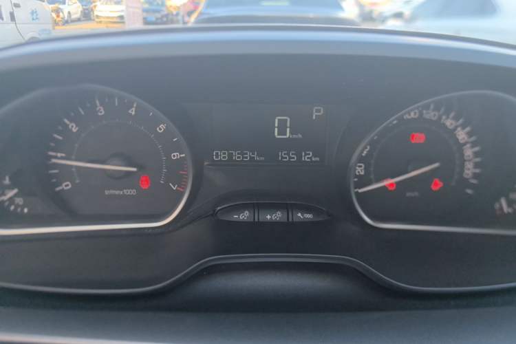 Used Peugeot 2008 2016 230THP Automatic Fashion Edition Instrument Cluster
