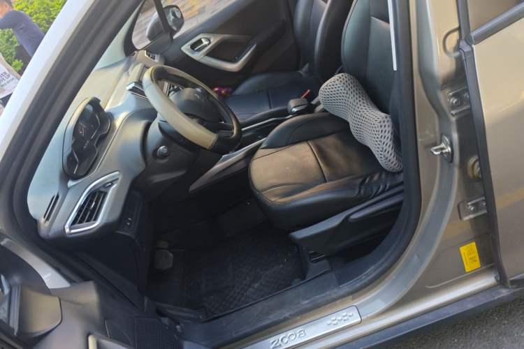 Used Peugeot 2008 2016 230THP Automatic Fashion Edition Left Front Seat