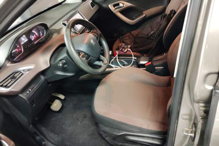 Used Peugeot 2008 2016 230THP Automatic Fashion Edition Left Front Seat
