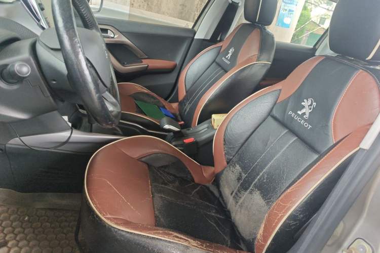 Used Peugeot 2008 2016 230THP Automatic Fashion Edition Left Front Seat