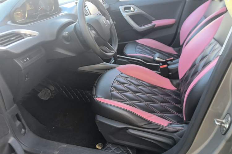 Used Peugeot 2008 2016 230THP Automatic Fashion Edition Left Front Seat