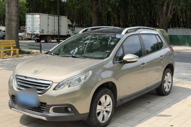 Używany Peugeot 2008 2016 230THP Automatic Fashion Edition