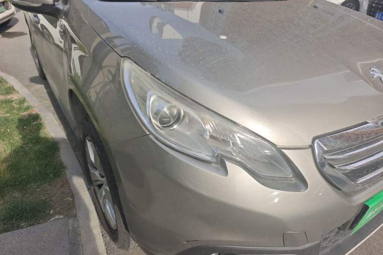 Used Peugeot 2008 2016 230THP Automatic Fashion Edition Right Front Headlight