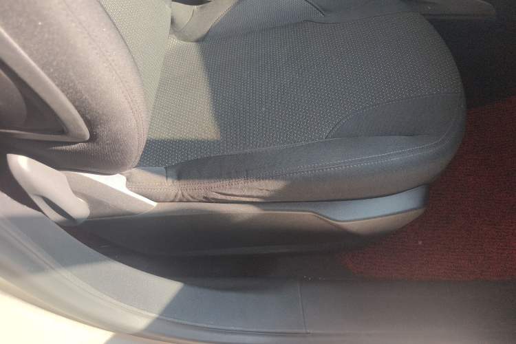Used Peugeot 2008 2016 230THP Automatic Fashion Edition Right Front Seat